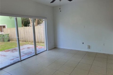 Villa ou maison à vendre à Homestead, Floride: 4 chambres, 163.69 m2 № 2085065 - photo 13