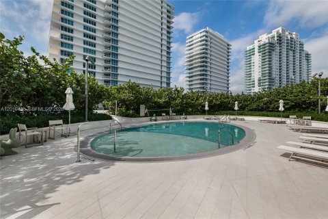 Copropriété à louer à Miami Beach, Floride: 1 chambre, 92.9 m2 № 2154868 - photo 15