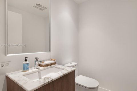 Copropriété à louer à Miami Beach, Floride: 1 chambre, 92.9 m2 № 2154868 - photo 10