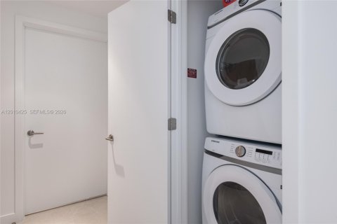 Copropriété à louer à Miami Beach, Floride: 1 chambre, 92.9 m2 № 2154868 - photo 9