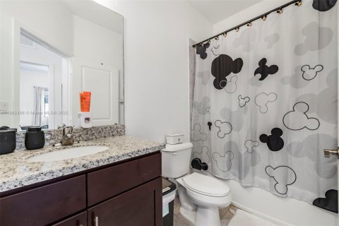 Townhouse in Homestead, Florida 4 bedrooms, 156.08 sq.m. № 1890076 - photo 27
