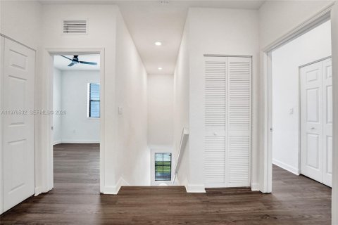 Adosado en venta en Fort Lauderdale, Florida, 3 dormitorios, 127.93 m2 № 2058067 - foto 5