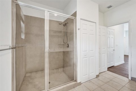 Adosado en venta en Fort Lauderdale, Florida, 3 dormitorios, 127.93 m2 № 2058067 - foto 9