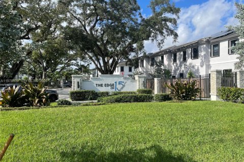 Adosado en venta en Fort Lauderdale, Florida, 3 dormitorios, 127.93 m2 № 2058067 - foto 20