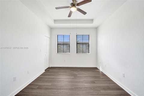 Adosado en venta en Fort Lauderdale, Florida, 3 dormitorios, 127.93 m2 № 2058067 - foto 10