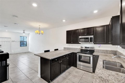 Adosado en venta en Fort Lauderdale, Florida, 3 dormitorios, 127.93 m2 № 2058067 - foto 3