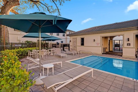 Adosado en venta en Fort Lauderdale, Florida, 3 dormitorios, 127.93 m2 № 2058067 - foto 24