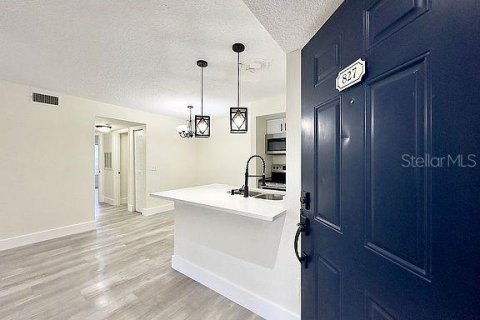 Condominio en venta en Orlando, Florida, 2 dormitorios, 91.79 m2 № 2212468 - foto 6