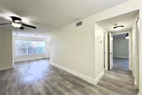 Condominio en venta en Orlando, Florida, 2 dormitorios, 91.79 m2 № 2212468 - foto 15