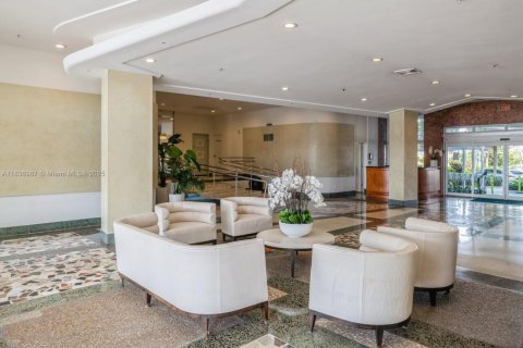 Снять в аренду кондоминиум в Майами-Бич, Флорида 64.47м2, № 1832290 - фото 21