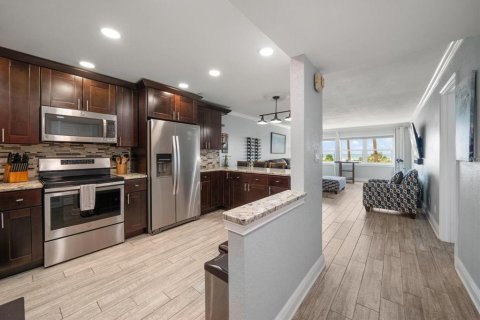 Condominio en venta en Clearwater, Florida, 1 dormitorio, 80.73 m2 № 1778078 - foto 16