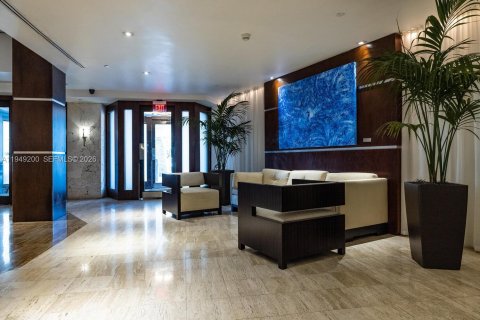 Снять в аренду кондоминиум в Майами, Флорида 1 спальня, 82.31м2, № 2005099 - фото 3