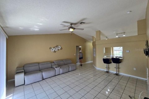Villa ou maison à louer à Winter Haven, Floride: 3 chambres, 115.76 m2 № 2377789 - photo 22