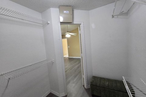 Villa ou maison à louer à Winter Haven, Floride: 3 chambres, 115.76 m2 № 2377789 - photo 20