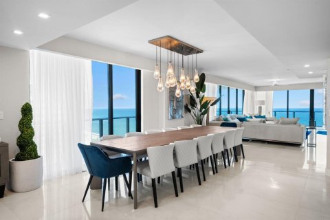 Condominio en venta en Pompano Beach, Florida, 6 dormitorios, 578.32 m2 № 2175398 - foto 10