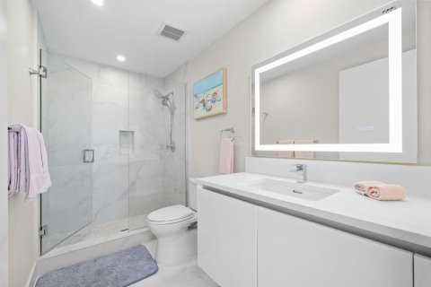 Condominio en venta en Pompano Beach, Florida, 6 dormitorios, 578.32 m2 № 2175398 - foto 27
