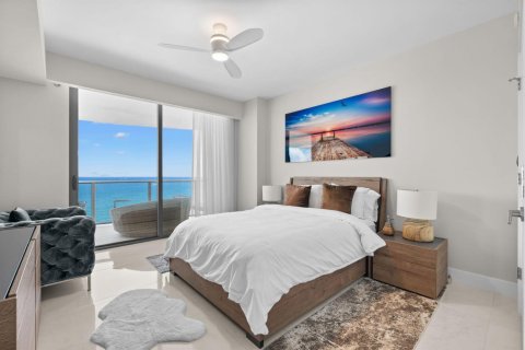 Condominio en venta en Pompano Beach, Florida, 6 dormitorios, 578.32 m2 № 2175398 - foto 18