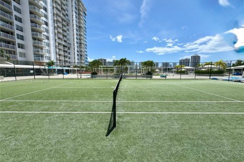 Condominio en venta en Aventura, Florida, 1 dormitorio, 66.61 m2 № 1962481 - foto 20