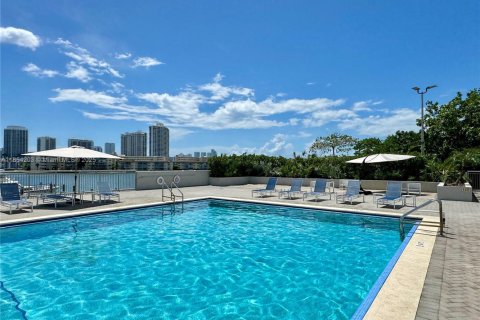 Condominio en venta en Aventura, Florida, 1 dormitorio, 66.61 m2 № 1962481 - foto 29