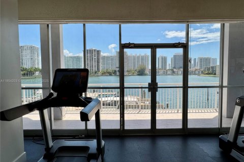 Condominio en venta en Aventura, Florida, 1 dormitorio, 66.61 m2 № 1962481 - foto 24