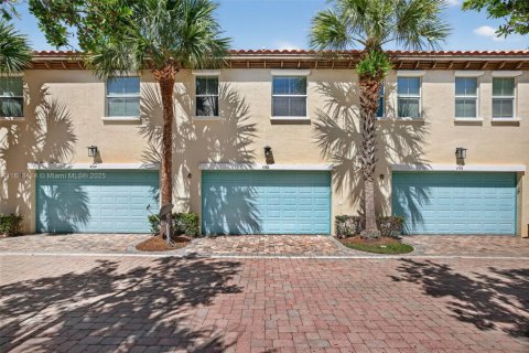 Townhouse in Cooper City, Florida 3 bedrooms, 123.93 sq.m. № 1942320 - photo 10
