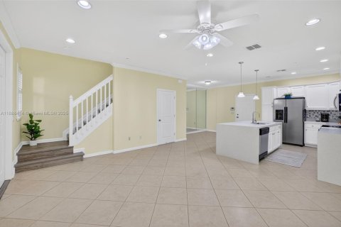 Townhouse in Cooper City, Florida 3 bedrooms, 123.93 sq.m. № 1942320 - photo 22