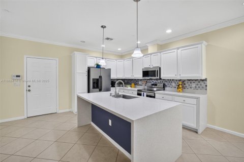 Townhouse in Cooper City, Florida 3 bedrooms, 123.93 sq.m. № 1942320 - photo 16
