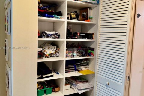 Снять в аренду кондоминиум в Авентура, Флорида 2 спальни, 109.16м2, № 1946911 - фото 13