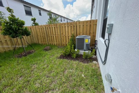 Adosado en alquiler en Homestead, Florida, 3 dormitorios, 157.66 m2 № 2088430 - foto 25