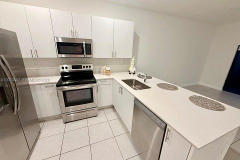 Adosado en alquiler en Homestead, Florida, 3 dormitorios, 157.66 m2 № 2088430 - foto 13