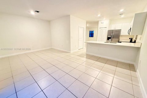 Adosado en alquiler en Homestead, Florida, 3 dormitorios, 157.66 m2 № 2088430 - foto 9