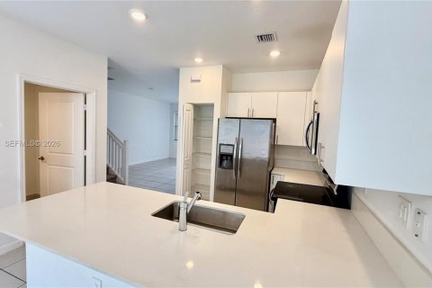 Adosado en alquiler en Homestead, Florida, 3 dormitorios, 157.66 m2 № 2088430 - foto 6
