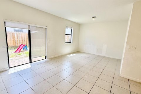 Adosado en alquiler en Homestead, Florida, 3 dormitorios, 157.66 m2 № 2088430 - foto 8