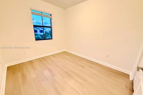 Adosado en alquiler en Homestead, Florida, 3 dormitorios, 157.66 m2 № 2088430 - foto 15