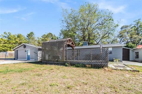 House in Hudson, Florida 4 bedrooms, 185.99 sq.m. № 1642476 - photo 9