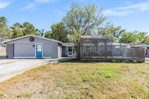House in Hudson, Florida 4 bedrooms, 185.99 sq.m. № 1642476 - photo 8