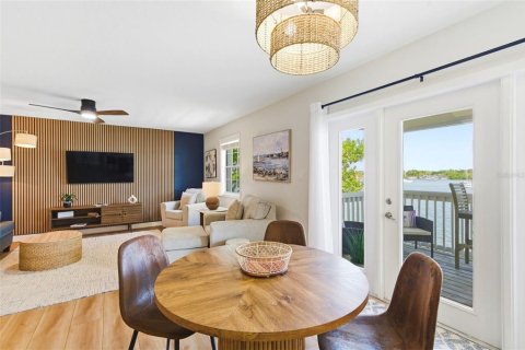 Copropriété à louer à Saint Petersburg, Floride: 2 chambres, 94.57 m2 № 2101482 - photo 12