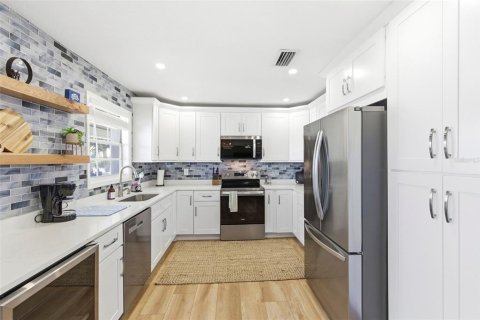 Copropriété à louer à Saint Petersburg, Floride: 2 chambres, 94.57 m2 № 2101482 - photo 6