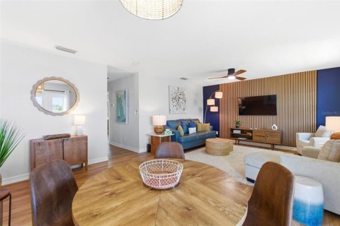 Copropriété à louer à Saint Petersburg, Floride: 2 chambres, 94.57 m2 № 2101482 - photo 15