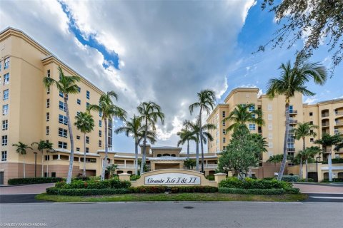 Condominio en alquiler en Punta Gorda, Florida, 3 dormitorios, 156.45 m2 № 881770 - foto 1
