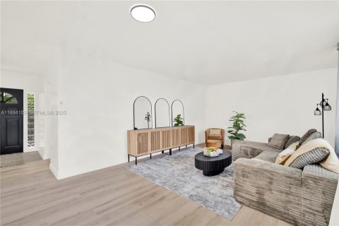 House in Oakland Park, Florida 3 bedrooms, 152.92 sq.m. № 2037908 - photo 30