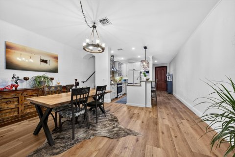 Townhouse in Lighthouse Point, Florida 3 bedrooms, 168.52 sq.m. № 2190201 - photo 7