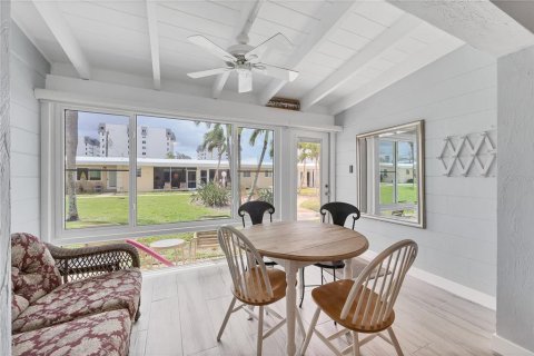 Condo in Sarasota, Florida, 1 bedroom  № 1775428 - photo 16