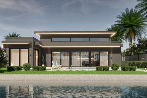 House in Punta Gorda, Florida 4 bedrooms, 370.31 sq.m. № 2213657 - photo 5