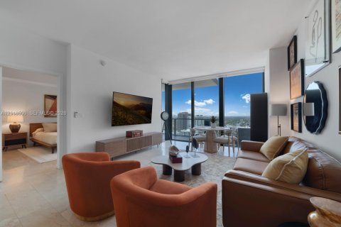 Condo in Miami, Florida, 1 bedroom  № 2087575 - photo 7