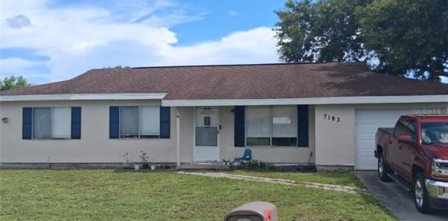 House in North Port, Florida 3 bedrooms, 122.63 sq.m. № 1873374