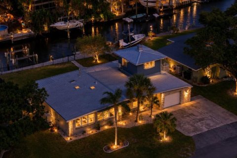 Casa en Ellenton, Florida 4 dormitorios, 146.04 m2 № 2138007
