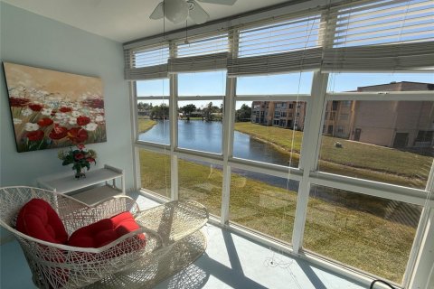 Condominio en venta en Sunrise, Florida, 1 dormitorio, 69.68 m2 № 2190787 - foto 20