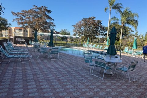 Condominio en venta en Sunrise, Florida, 1 dormitorio, 69.68 m2 № 2190787 - foto 26
