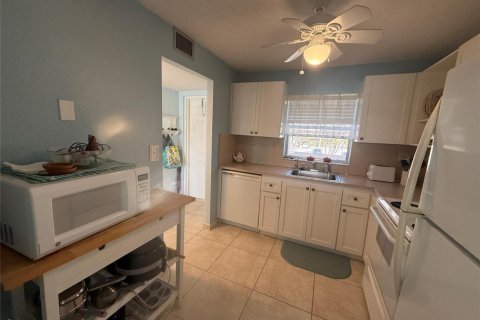 Condominio en venta en Sunrise, Florida, 1 dormitorio, 69.68 m2 № 2190787 - foto 9